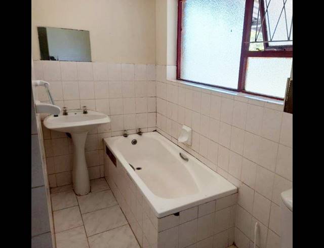 2 BEDROOM TOWNHOUSE RENTED IN WESTERING